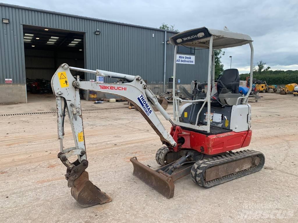 Takeuchi TB 215 R Мини екскаватори < 7 т