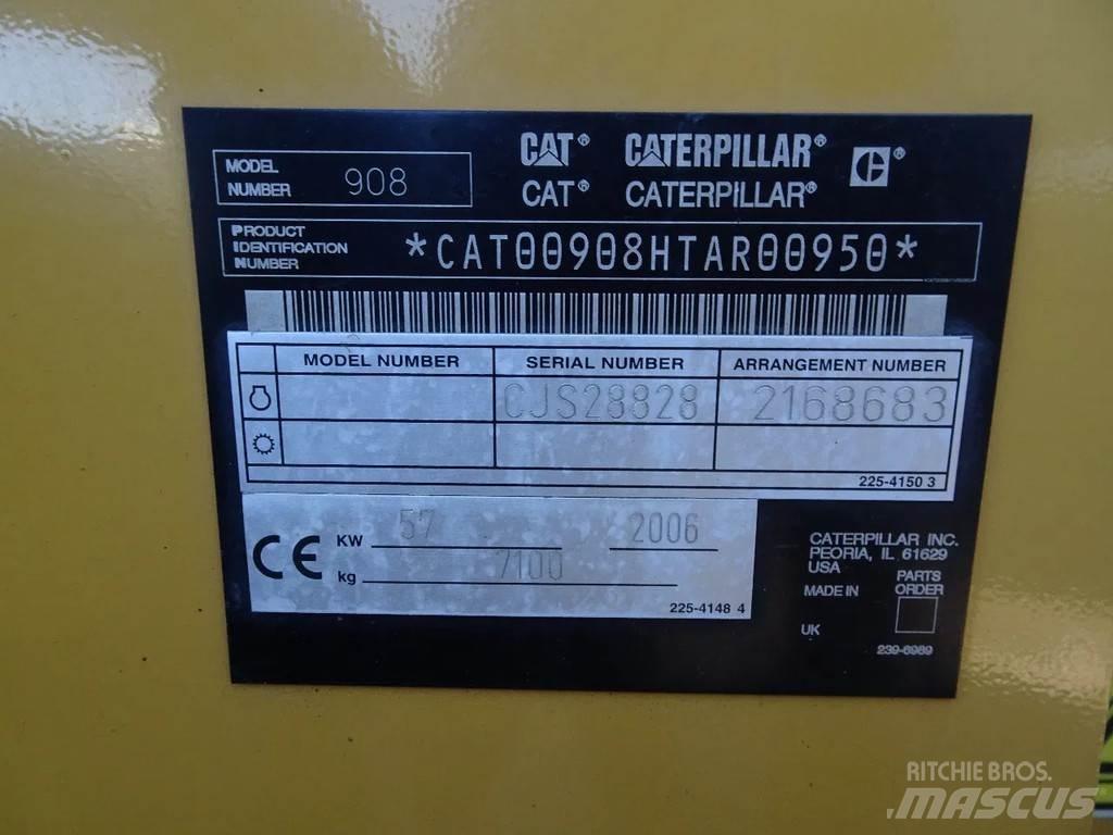 CAT 908 Колесни товарачи