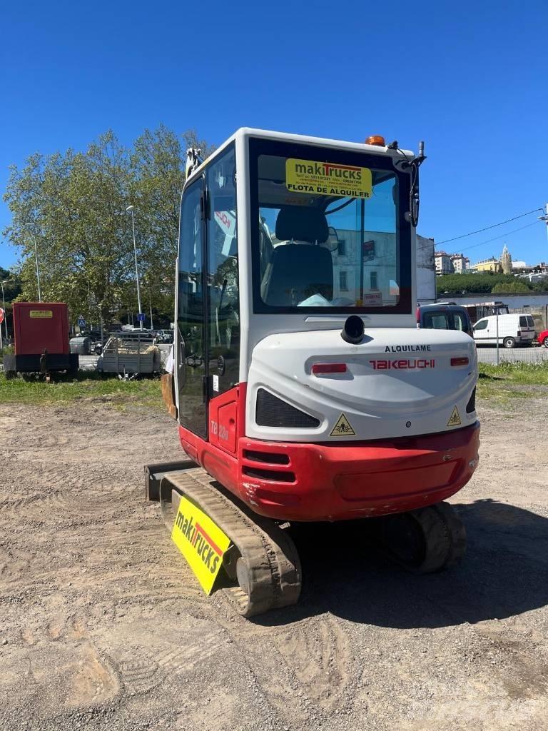 Takeuchi TB230 Мини екскаватори < 7 т