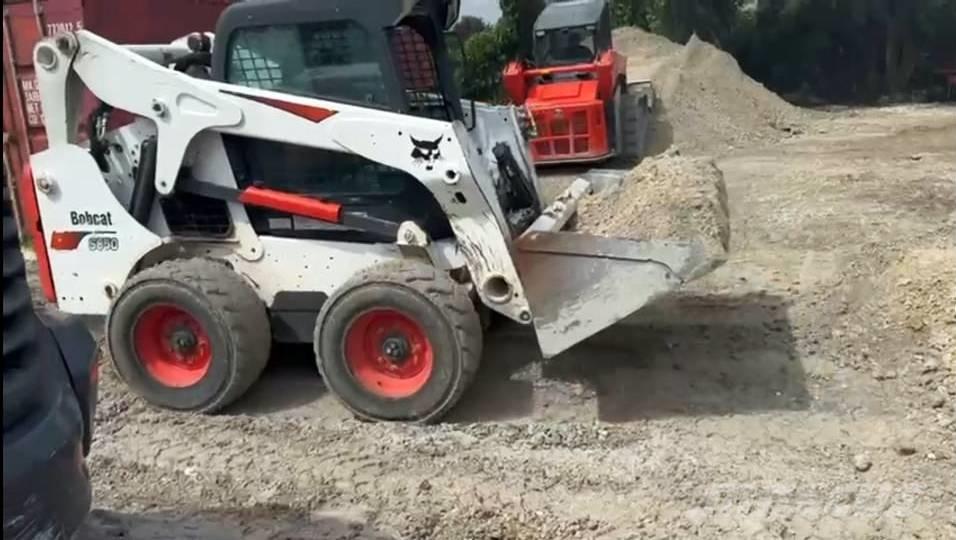 Bobcat S650 Мини товарачи
