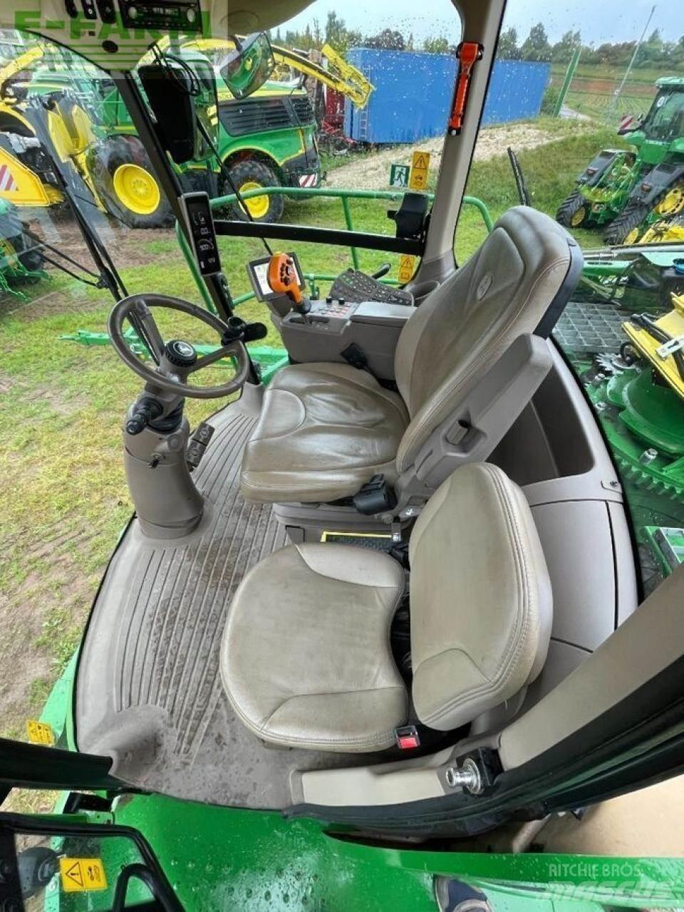 John Deere 8600 Самоходни фуражири