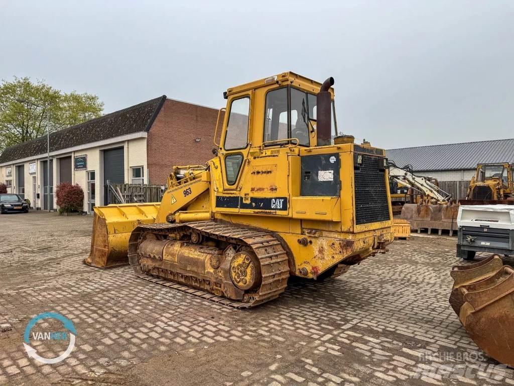 CAT 963 Верижен товарач