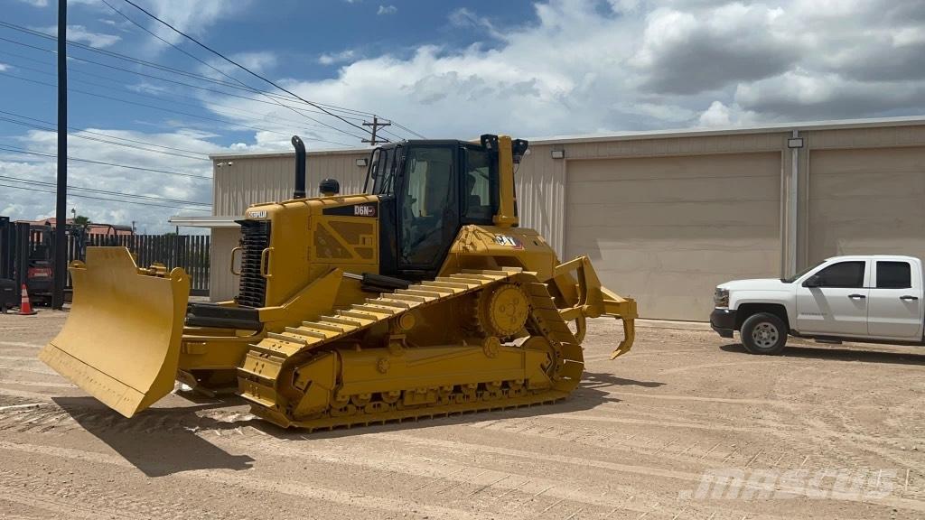 CAT D 6 N LGP Верижни булдозери
