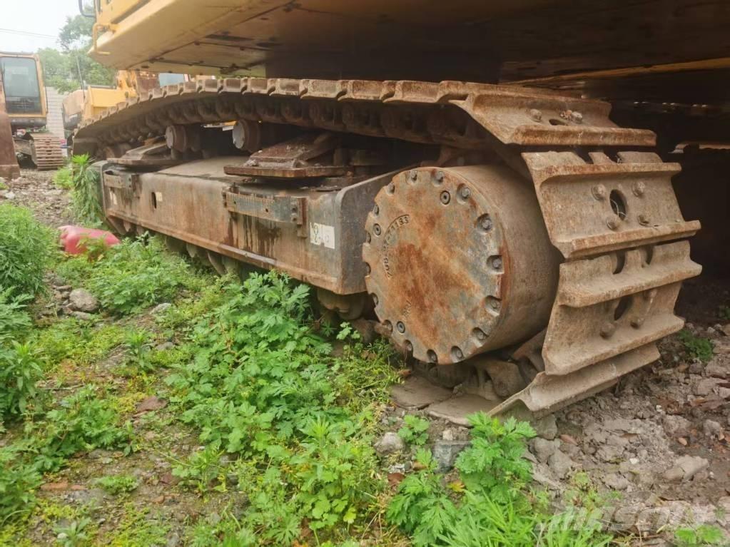 Komatsu PC 450-8 Верижен екскаватор