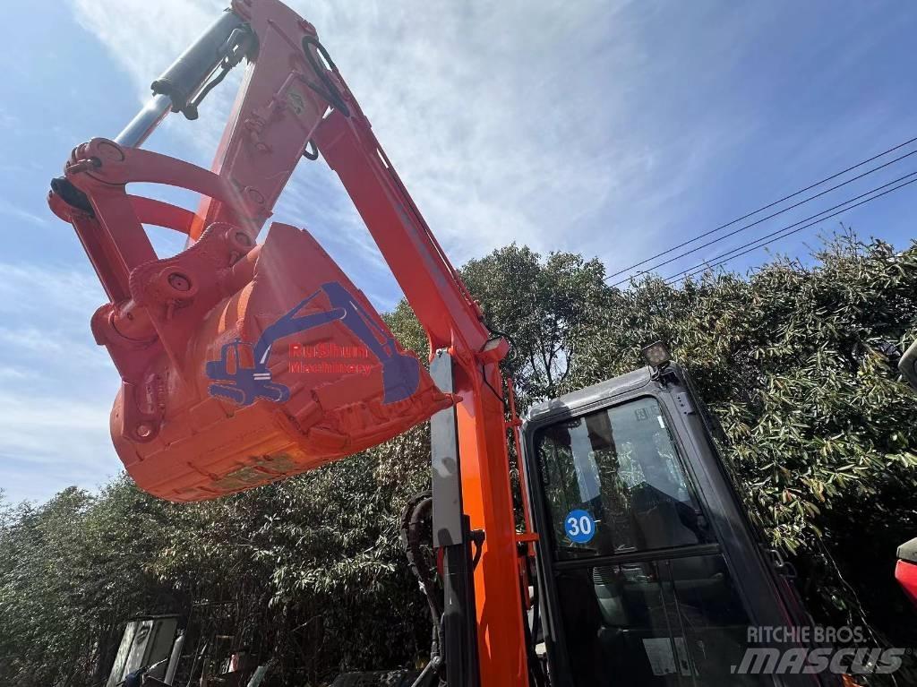 Hitachi ZX50 Мини екскаватори < 7 т