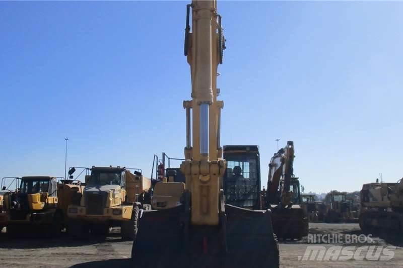 Komatsu PC450LC Мини екскаватори < 7 т
