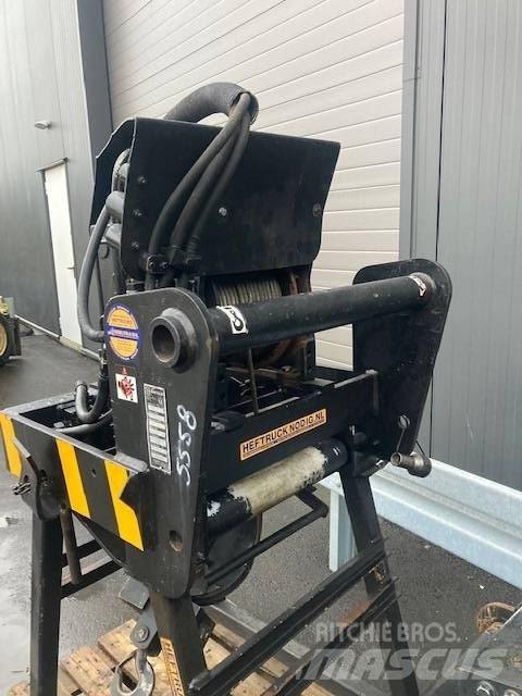 Manitou LIER 4 TON Друг прикачен инвентар и компоненти