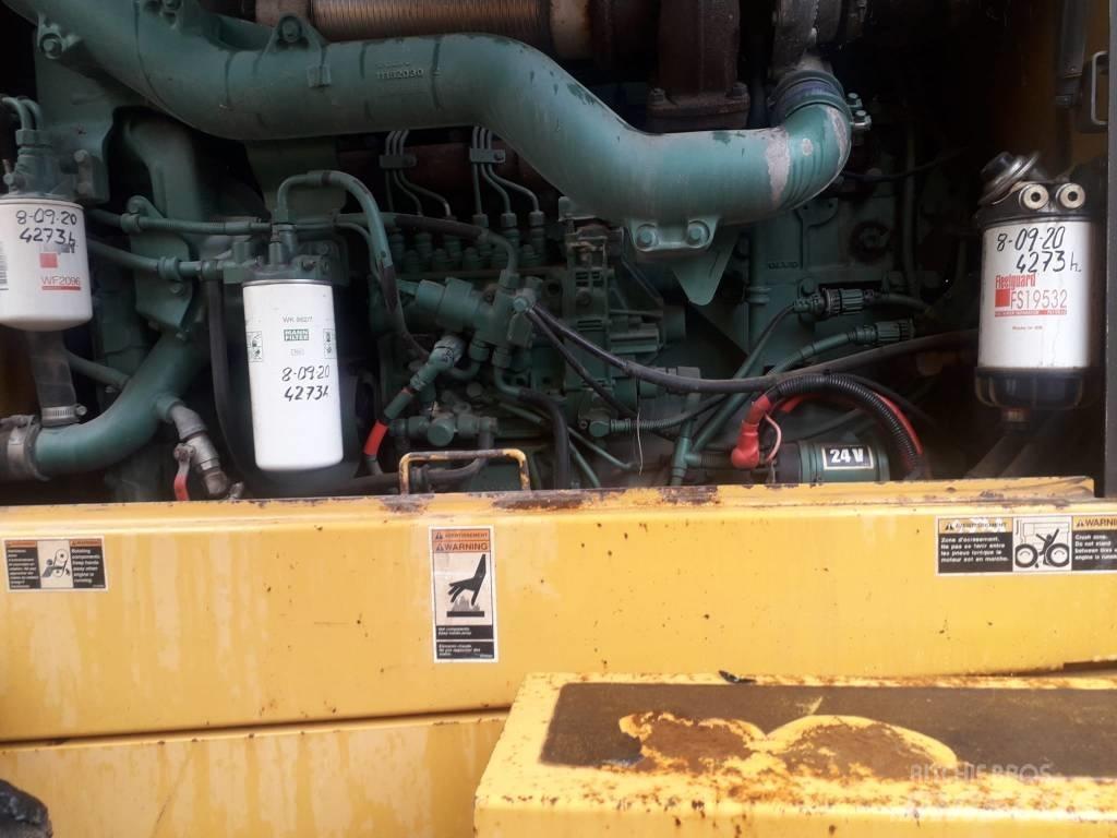 Volvo G 780 B Грейдери