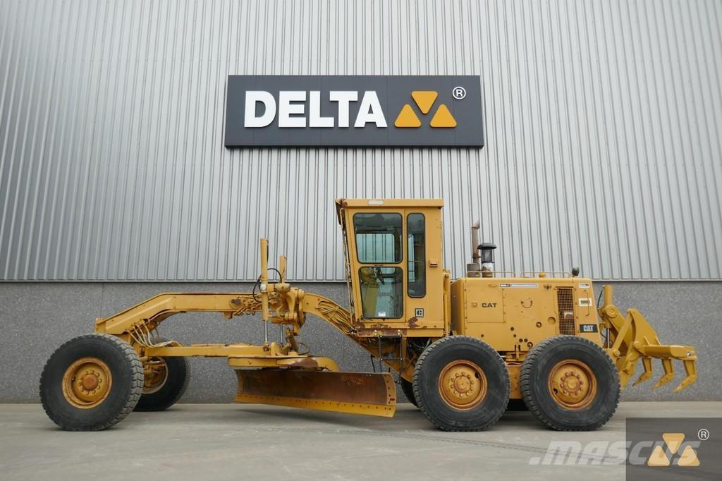 CAT 130G Грейдери