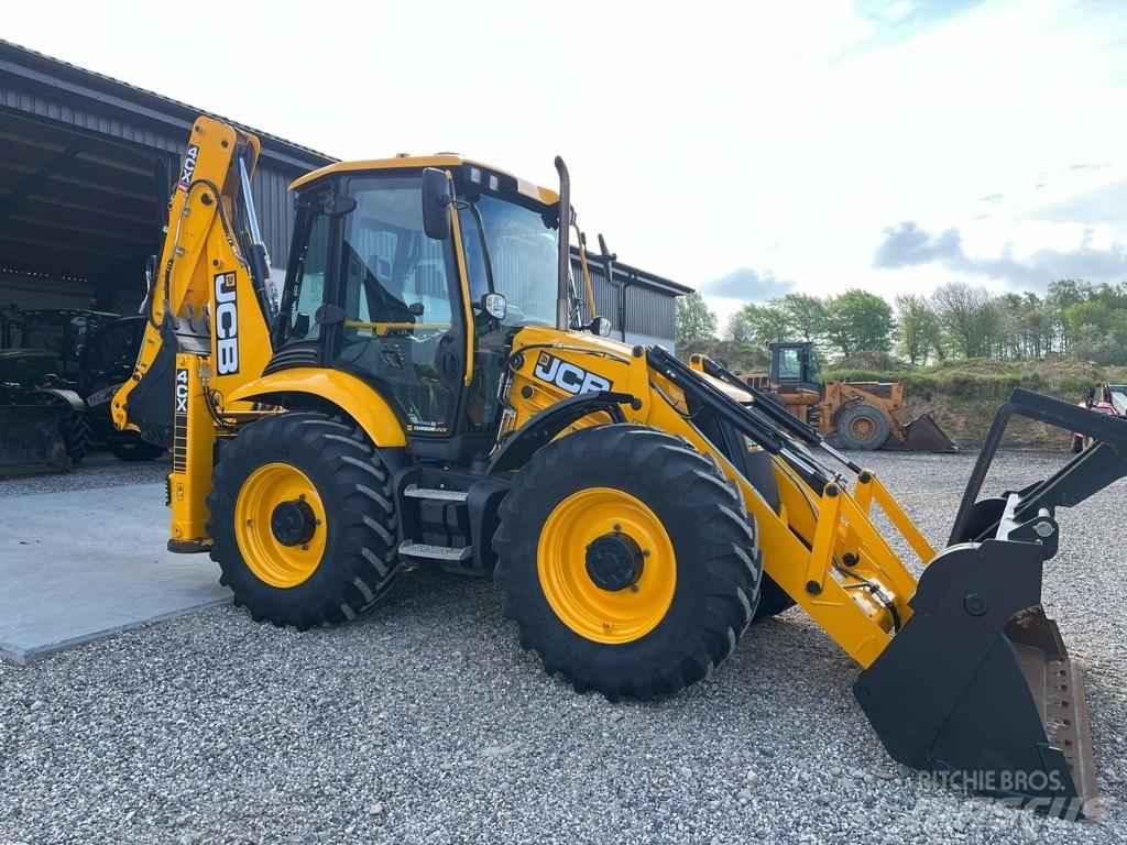 JCB 4 CX Pro Товарач със заден ексватор