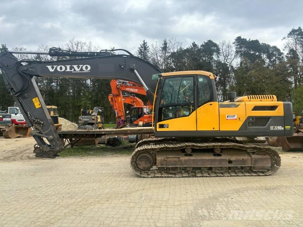 Volvo EC 220 D Верижен екскаватор