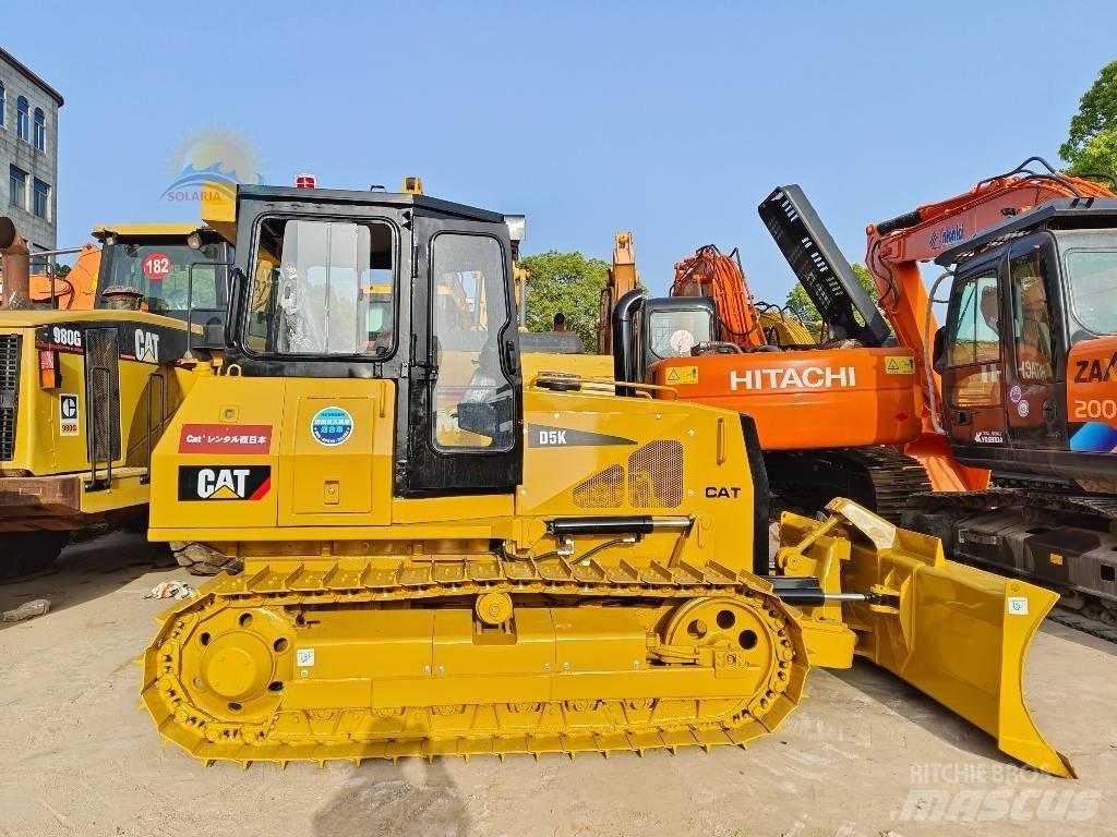 CAT D5K Верижни булдозери
