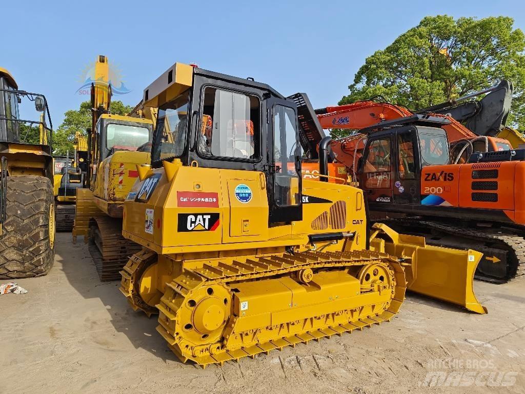 CAT D5K Верижни булдозери
