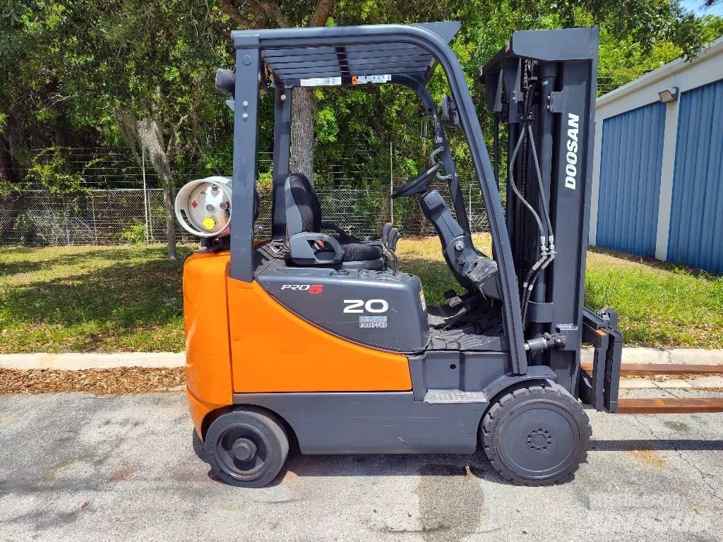 Doosan GC 20 SC-5 Вилични кари-повдигачи - други
