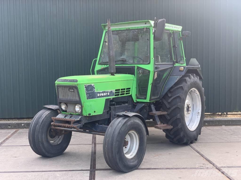 Deutz-Fahr D7207C Трактори