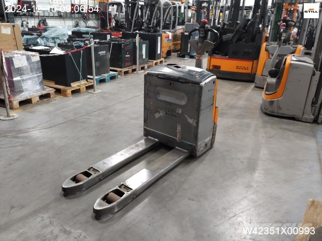 Still EXU16 Колички високоповдигачи с теглич