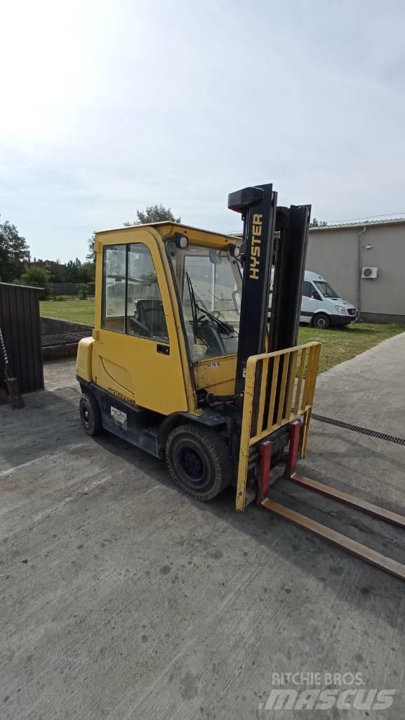 Hyster H 2.5 XT Камиони с АГУ