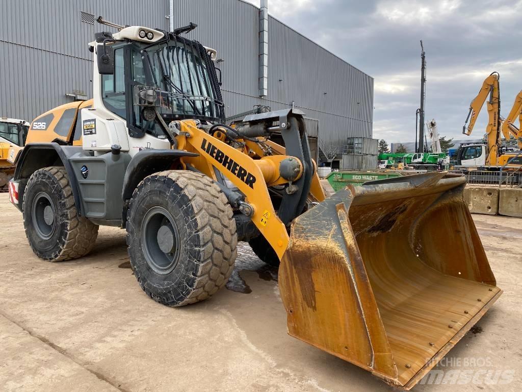 Liebherr L 526 Колесни товарачи