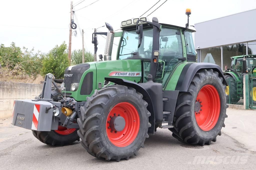 Fendt 820 Vario TMS Трактори