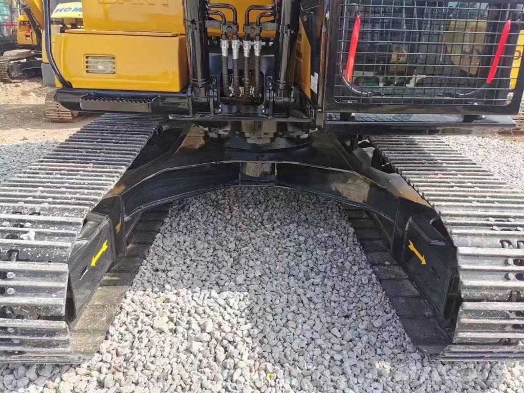  三一 155 Средни екскаватори 7т - 12т