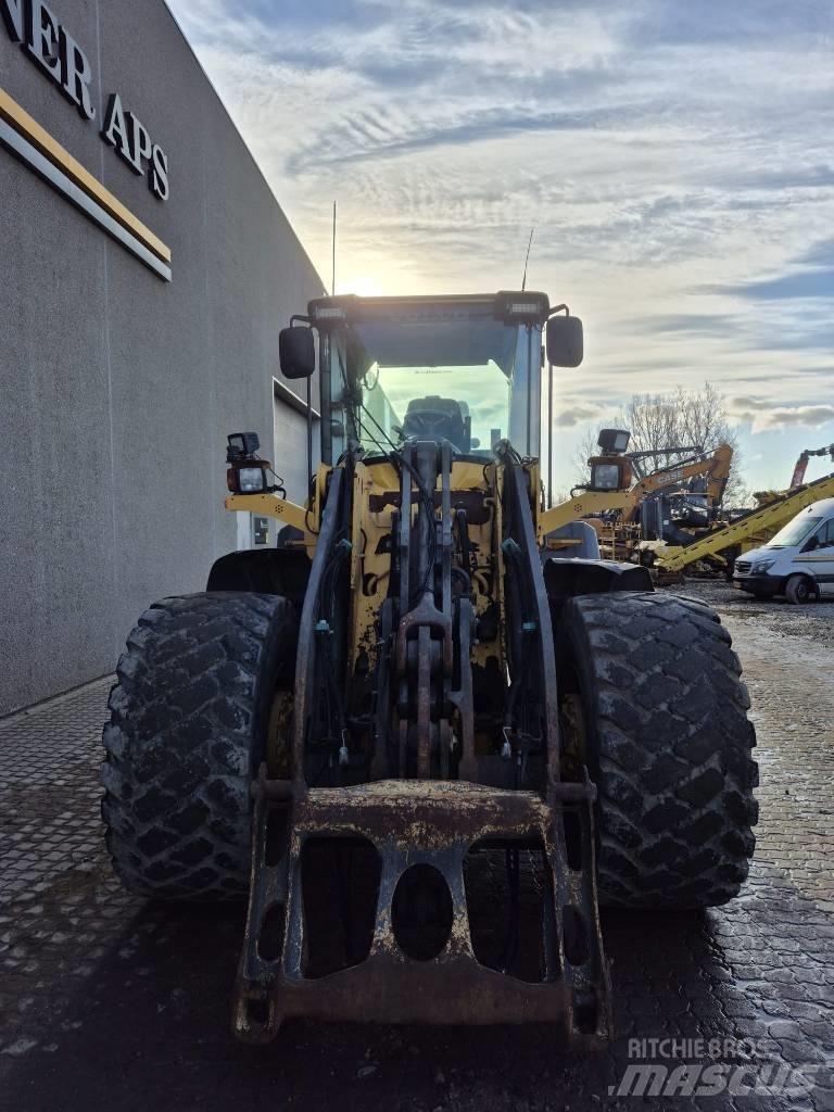 Volvo L 90 G Колесни товарачи