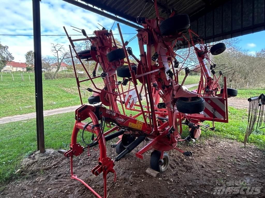 Kuhn GF8702 Гребла и сенообръщачки