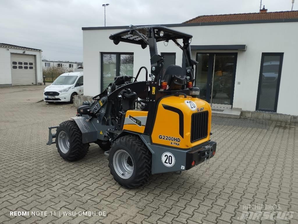 GiANT G2200 Xtra HD Челни товарачи и багери