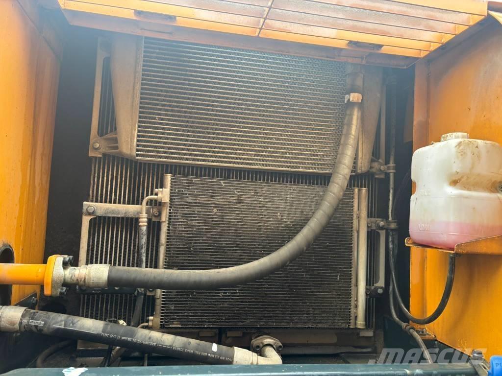 Hyundai 290LC-9 Верижен екскаватор