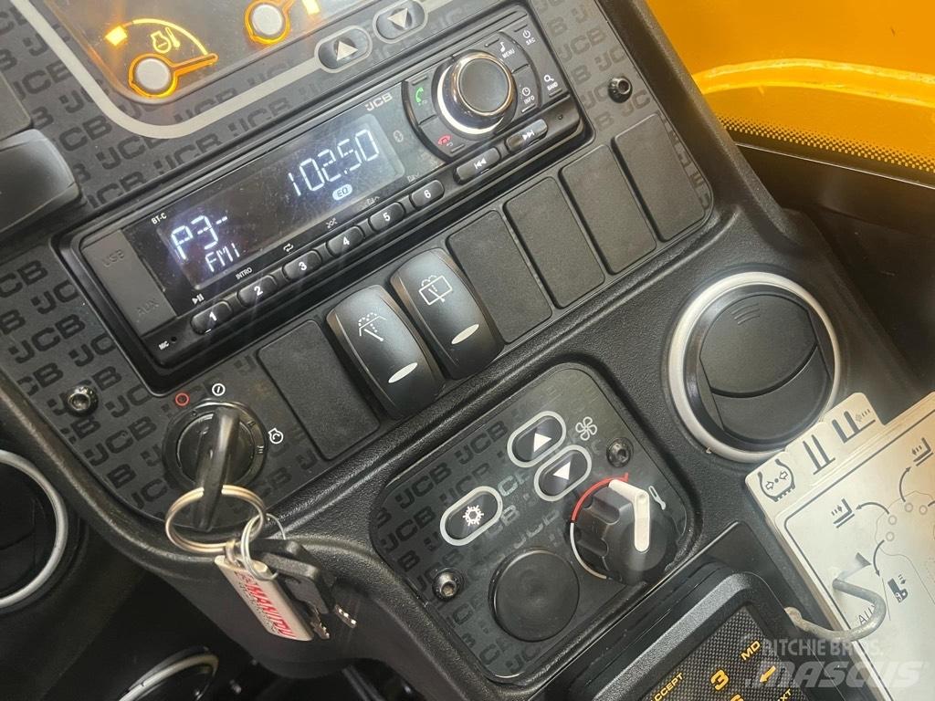 JCB 535-95 Телескопични товарачи