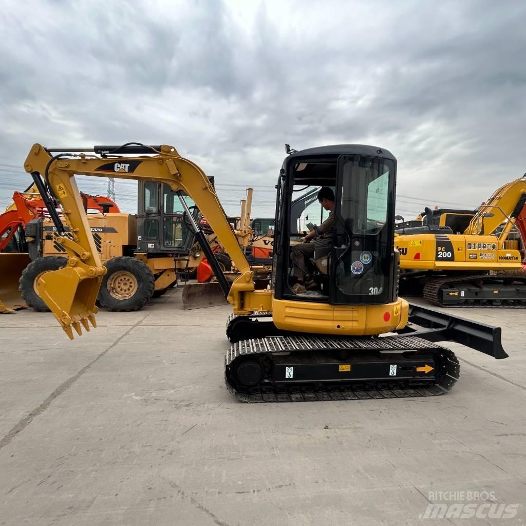 CAT 304 Верижен екскаватор