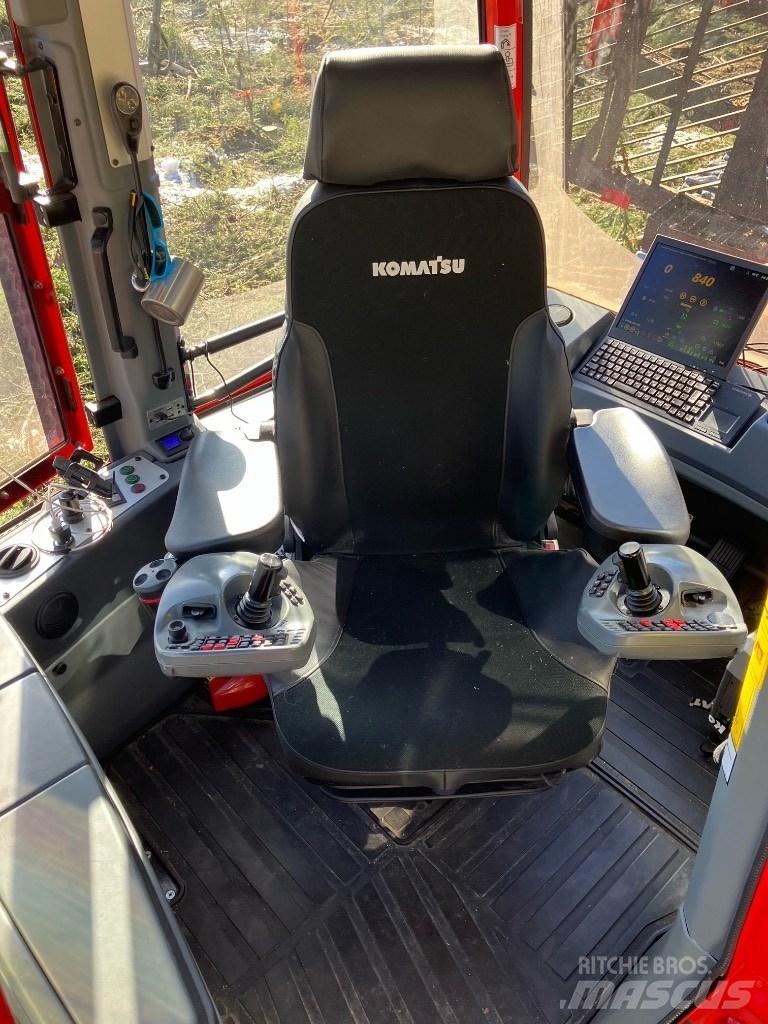 Komatsu 895 Форуардери