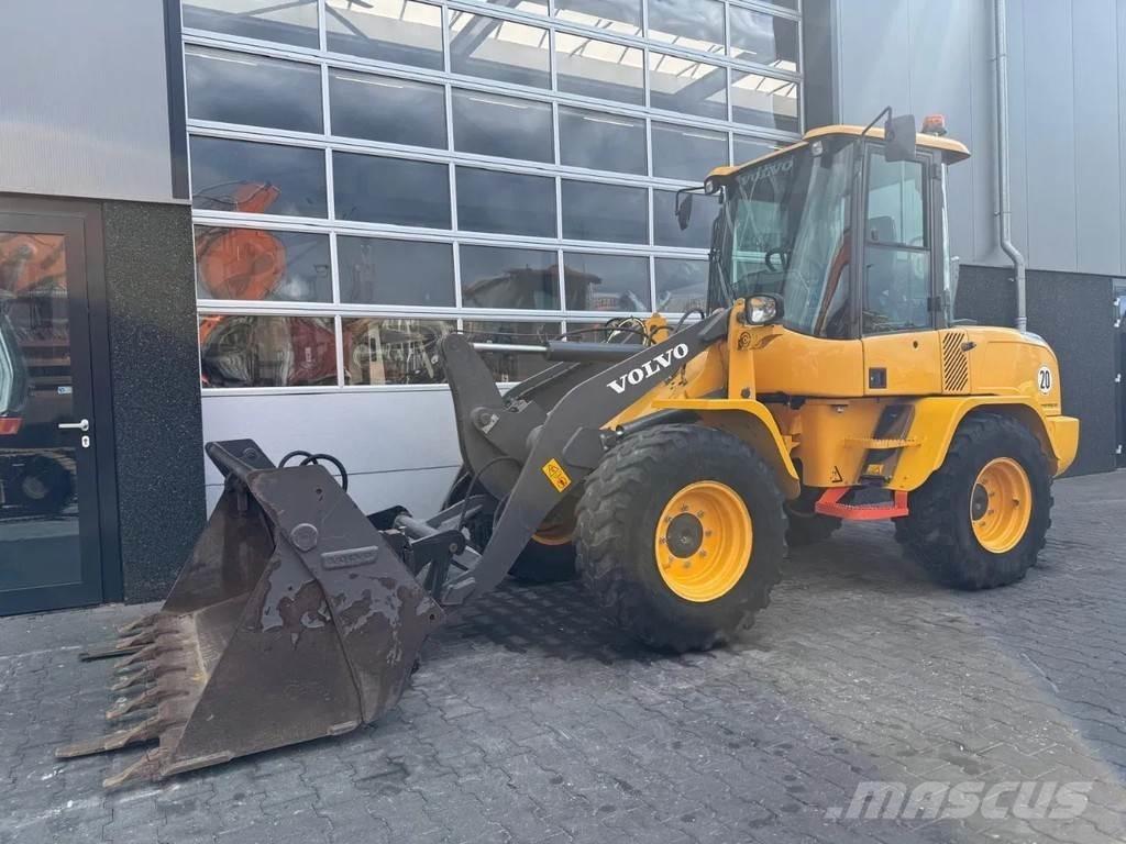 Volvo L35G Колесни товарачи