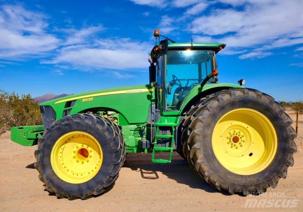John Deere 8530 Трактори
