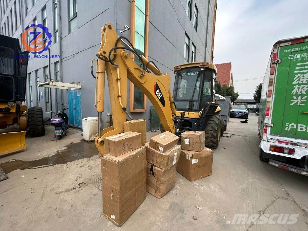 CAT 420 F Товарач със заден ексватор