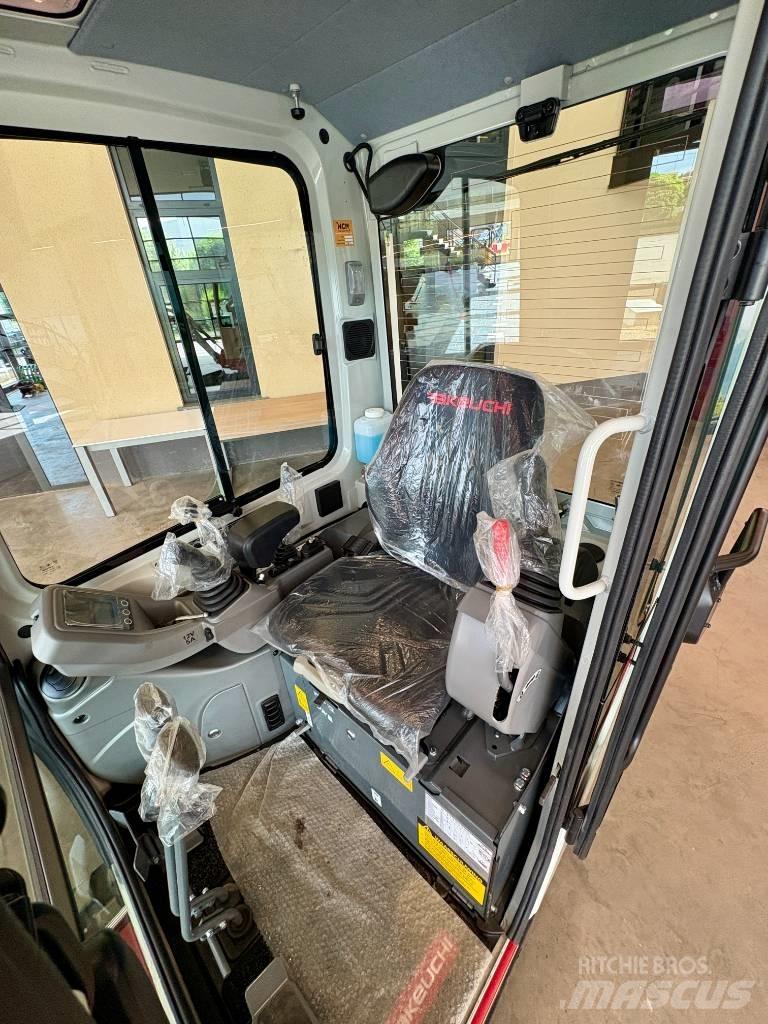 Takeuchi TB 216 Мини екскаватори < 7 т