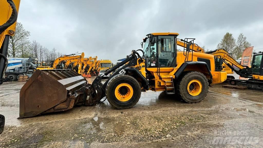JCB 457 HT Колесни товарачи
