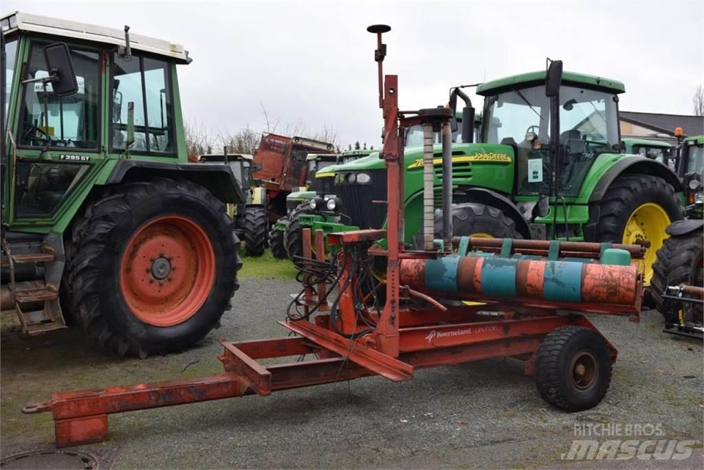 Kverneland UN7558 Машини за опаковане