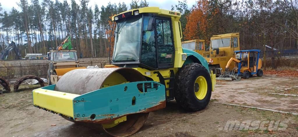 Ammann ASC 110 D Еднобарабанни ролки
