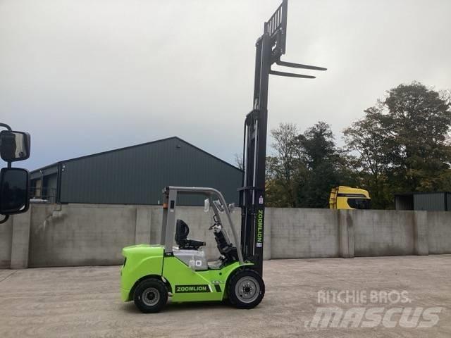 Zoomlion FD30 Дизелови камиони