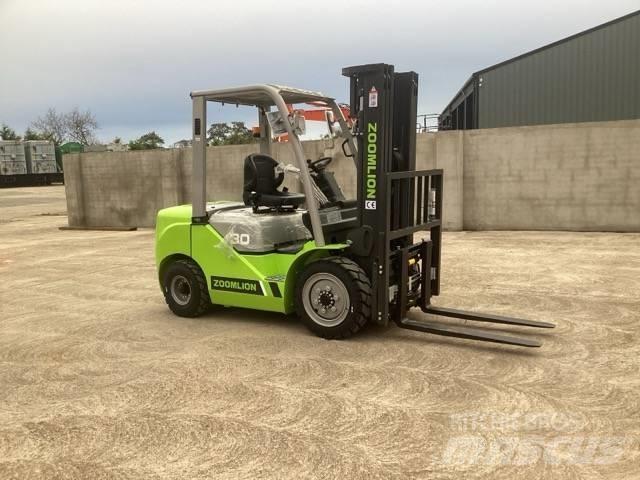Zoomlion FD30 Дизелови камиони