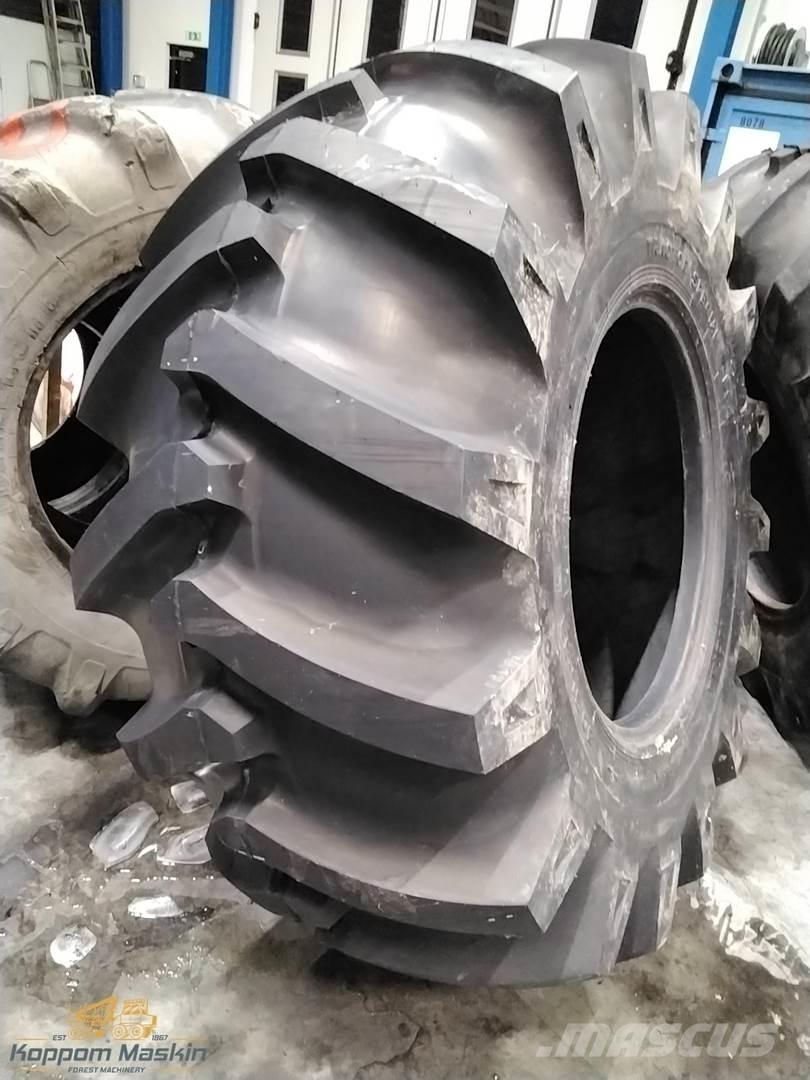Nokian Trs 30,5-32 Гуми