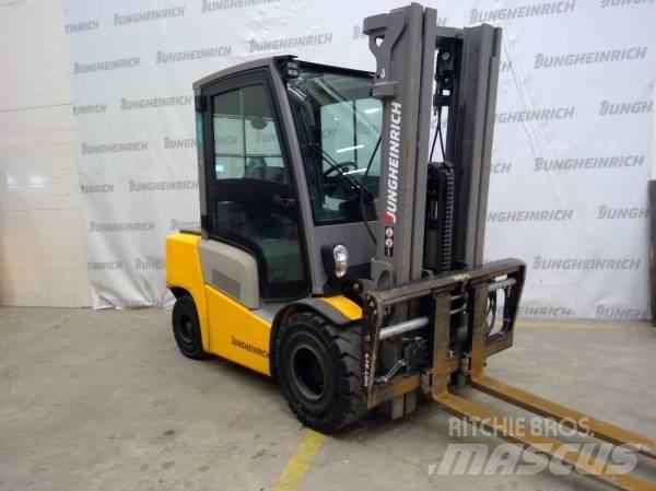 Jungheinrich DFG 430 Дизелови камиони