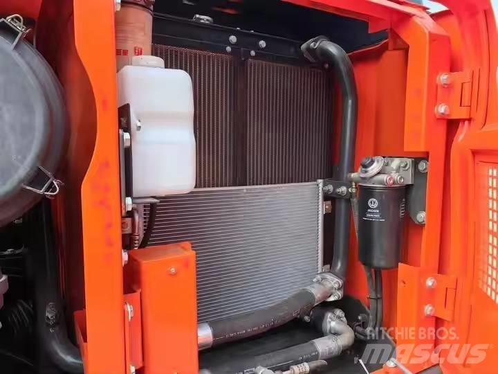 Doosan DX150 Верижен екскаватор