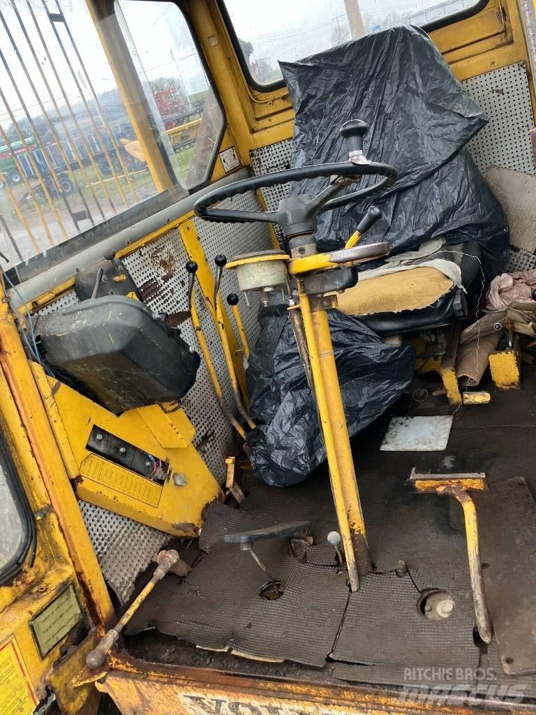Volvo BM 641 Челни товарачи и багери