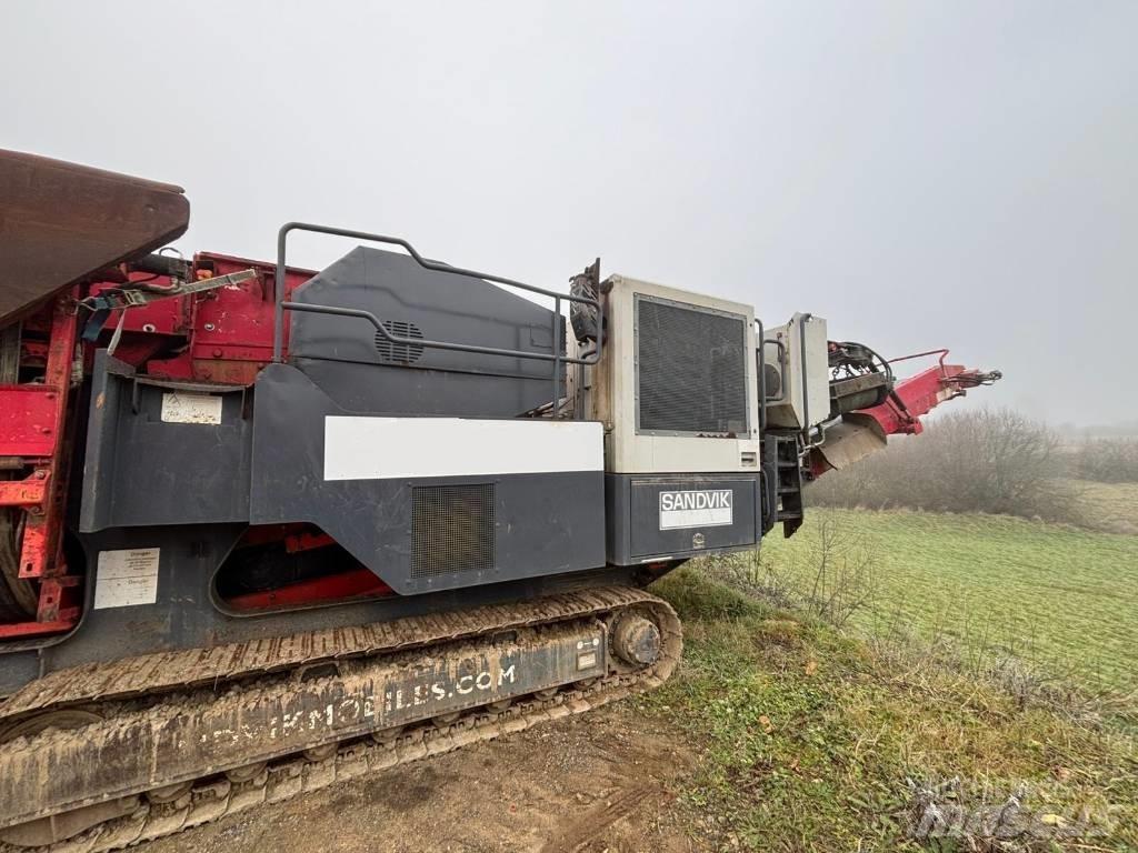 Sandvik QJ 241 Мобилни трошачки
