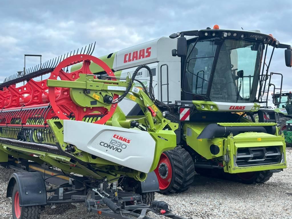 CLAAS Lexion 8900 TT Комбайни