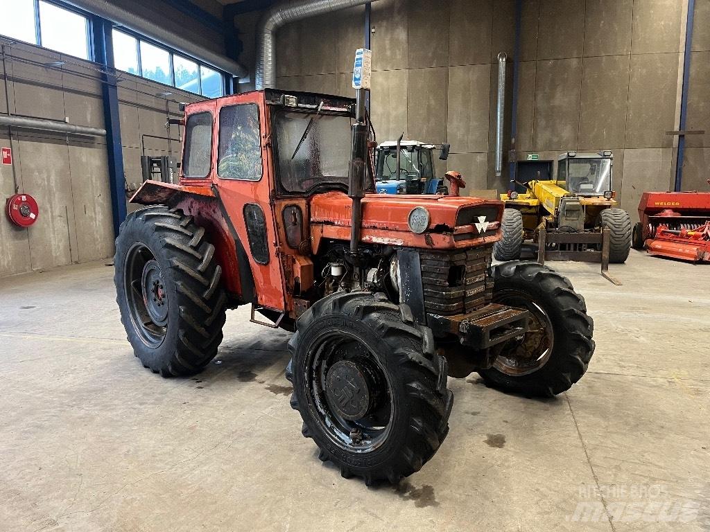 Massey Ferguson 168 Трактори