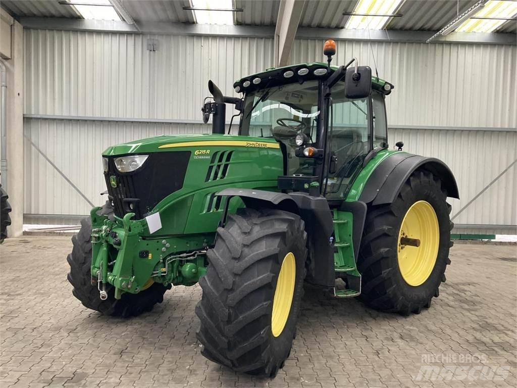 John Deere 6215R Трактори