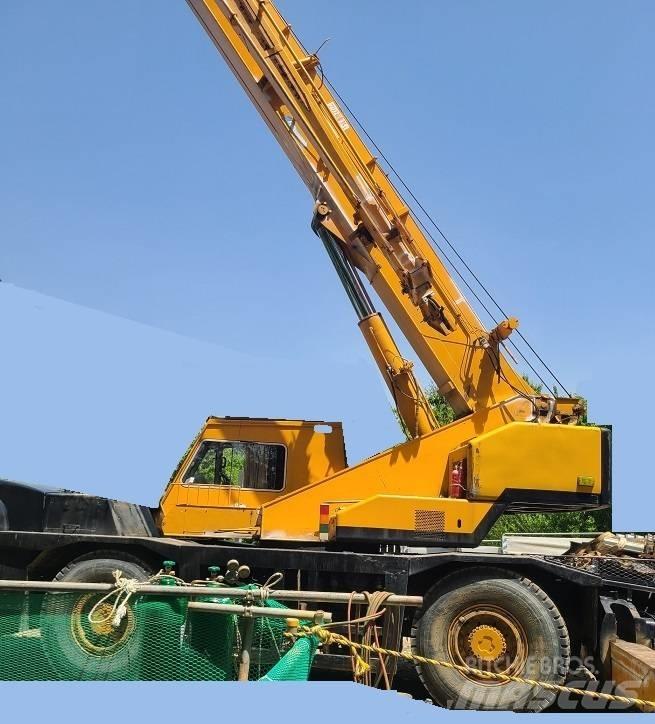 Kato KR 350 HV Кранове за тежък терен