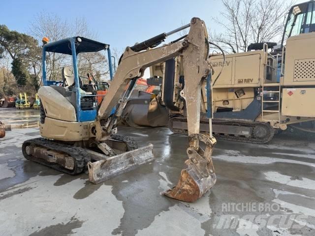 Bobcat E 27 Мини екскаватори < 7 т
